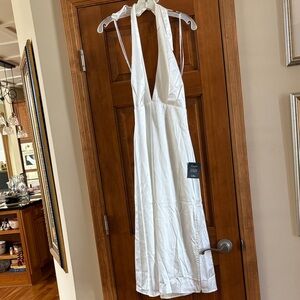 Lulu's Chic White Backless Dress